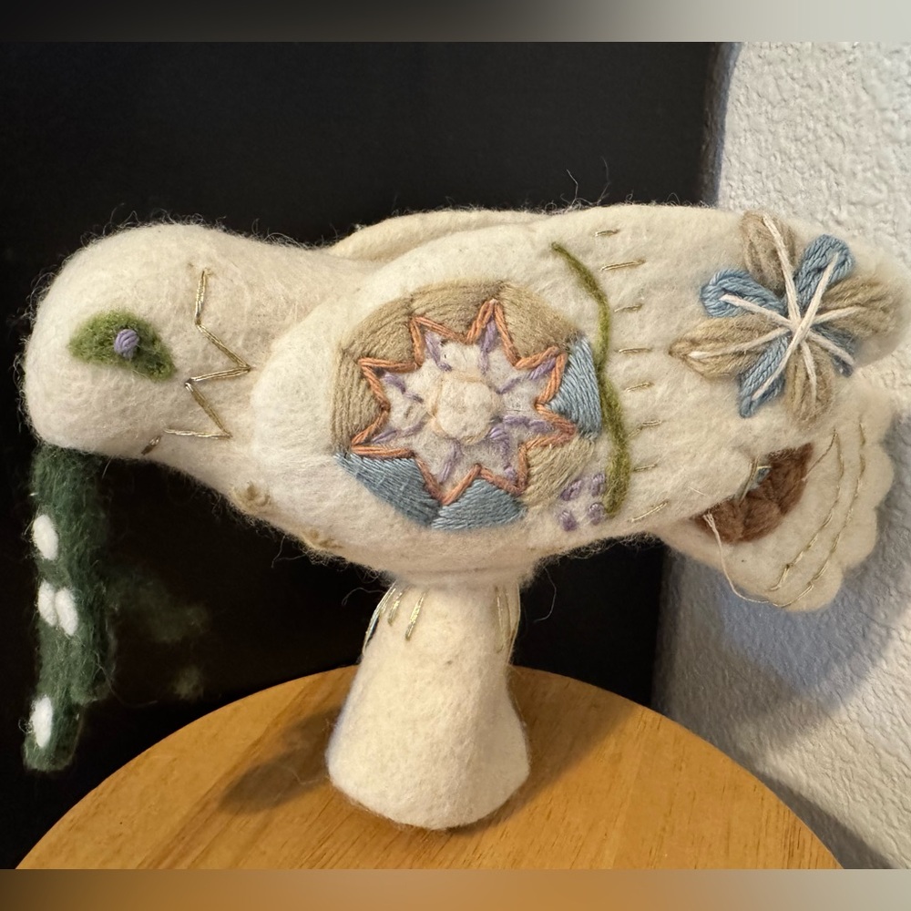 Anthropologie Dove Felt Tree Topper